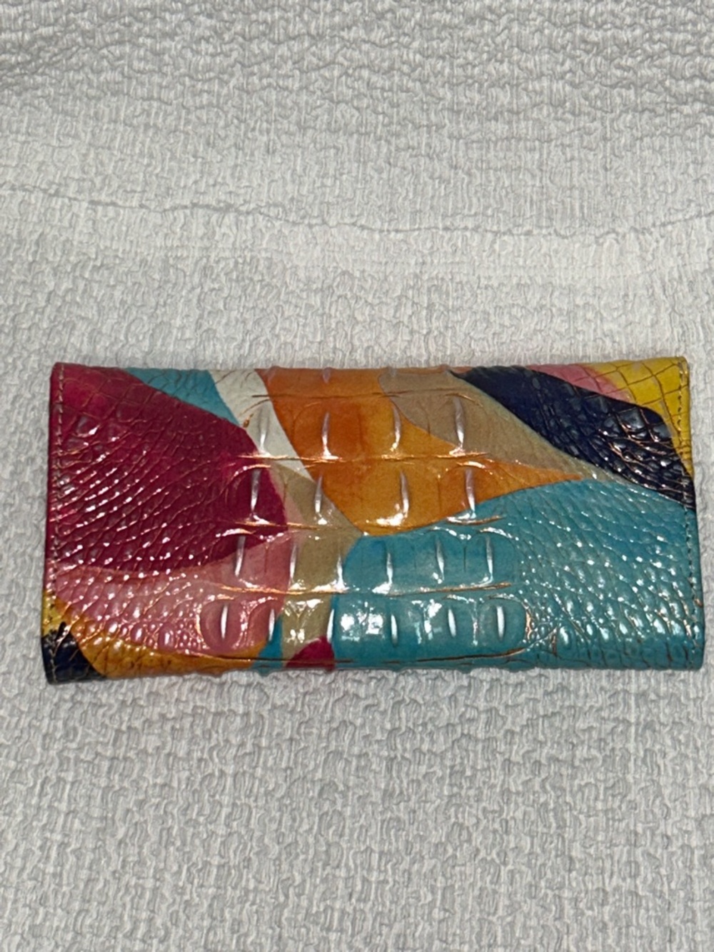Gorgeous Brahmin Wallet - Picture 4 of 11